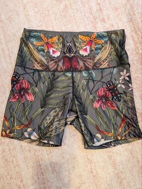 Yoga Democracy Floral Print High-Waist Women’s Shorts - Green